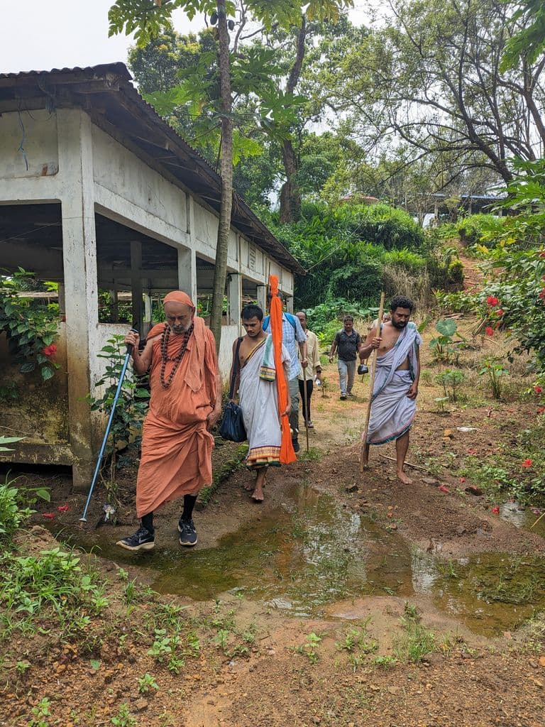 robipur_bhuban_baba_mandir_17.jpg