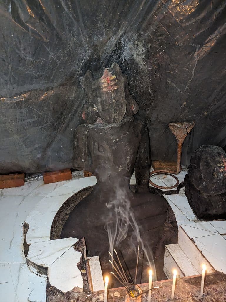 robipur_bhuban_baba_mandir_22.jpg