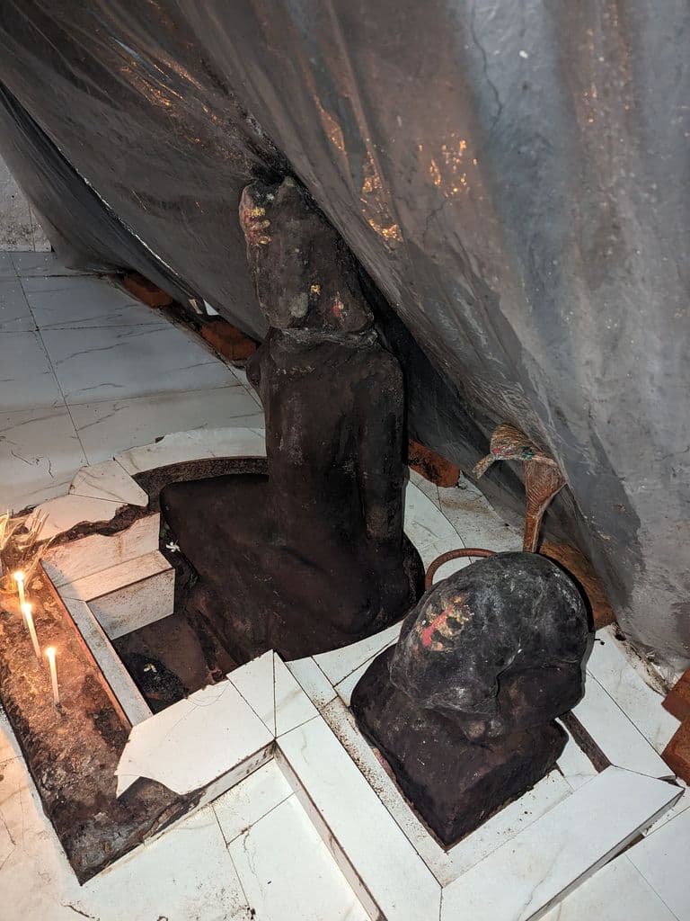 robipur_bhuban_baba_mandir_23.jpg
