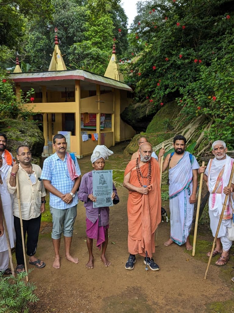 robipur_bhuban_baba_mandir_39.jpg