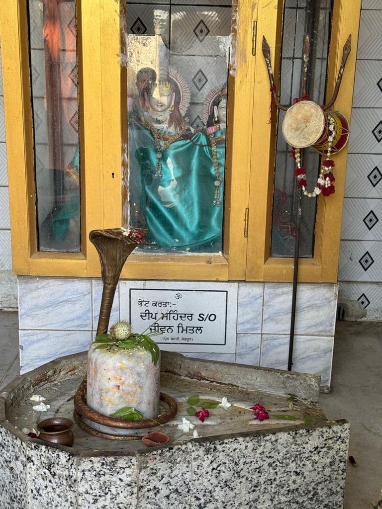 sangrur_rajrajeshwari_mandir_3.jpg