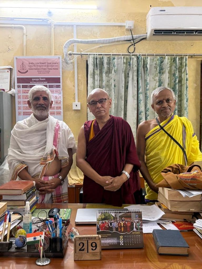 sarnath_central_institute_of_higher_tibetan_studies_11.jpg