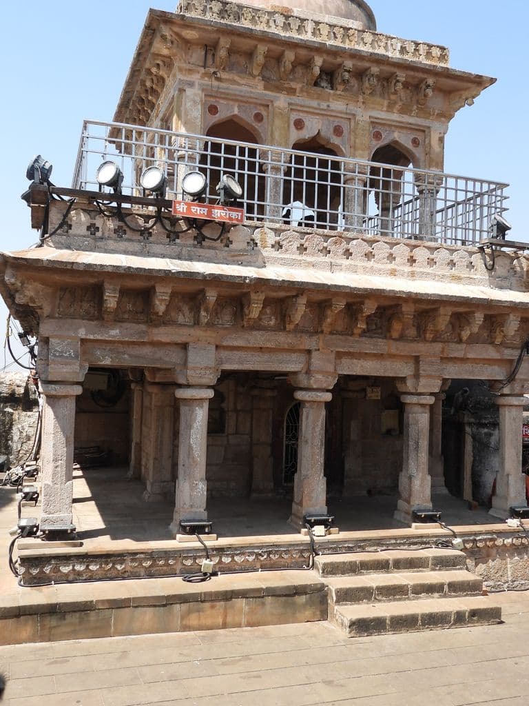 Shriram and Kevala Narasimha Temples - Ramtek