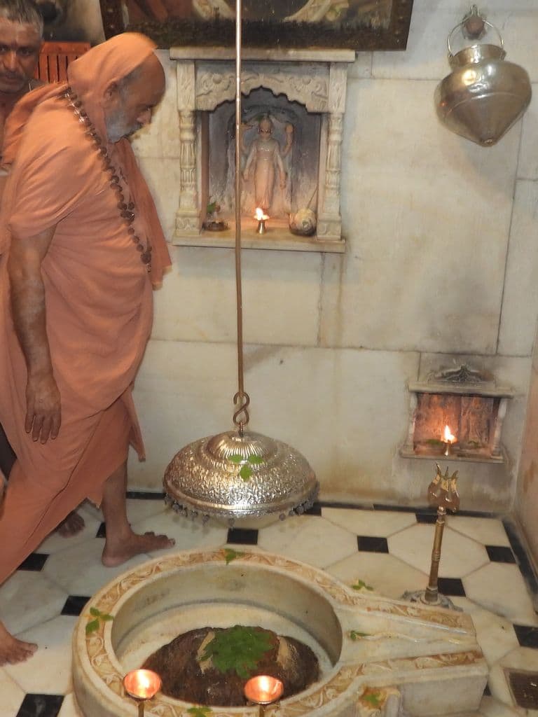 siddhpur_arvadeshwar_mahadev_7.jpg