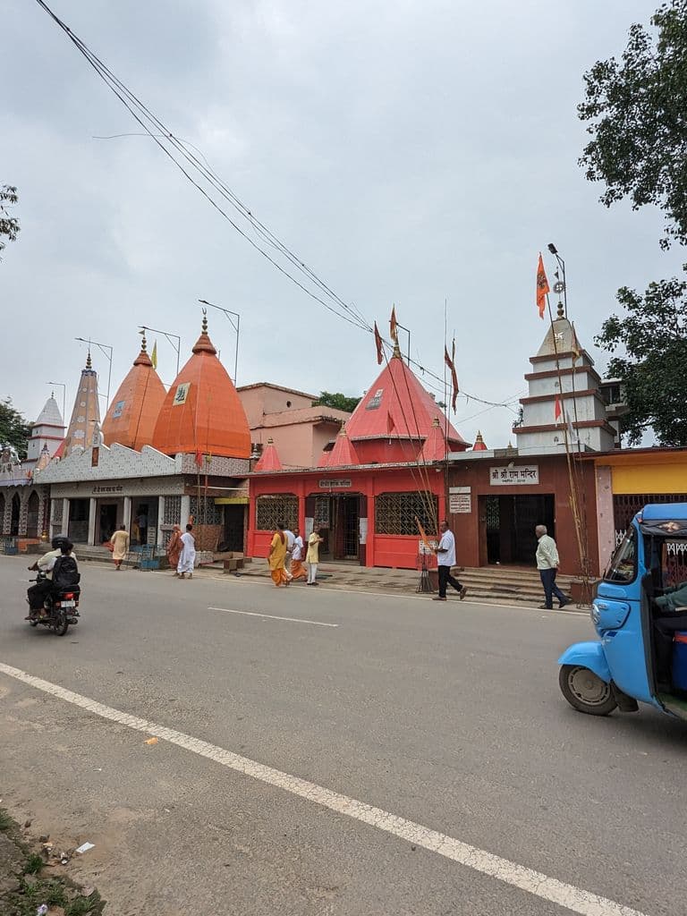 silkuri_baram_baba_mandir_14.jpg