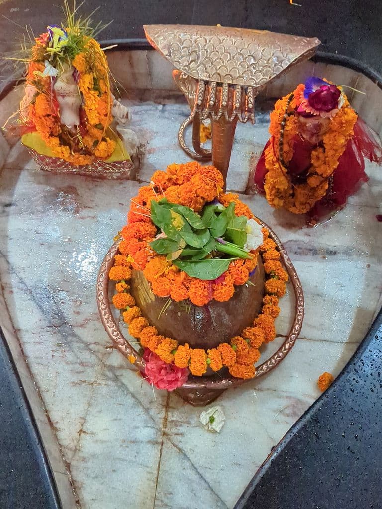 srinagar_katakeshwar_mahadev_mandir_4.jpg