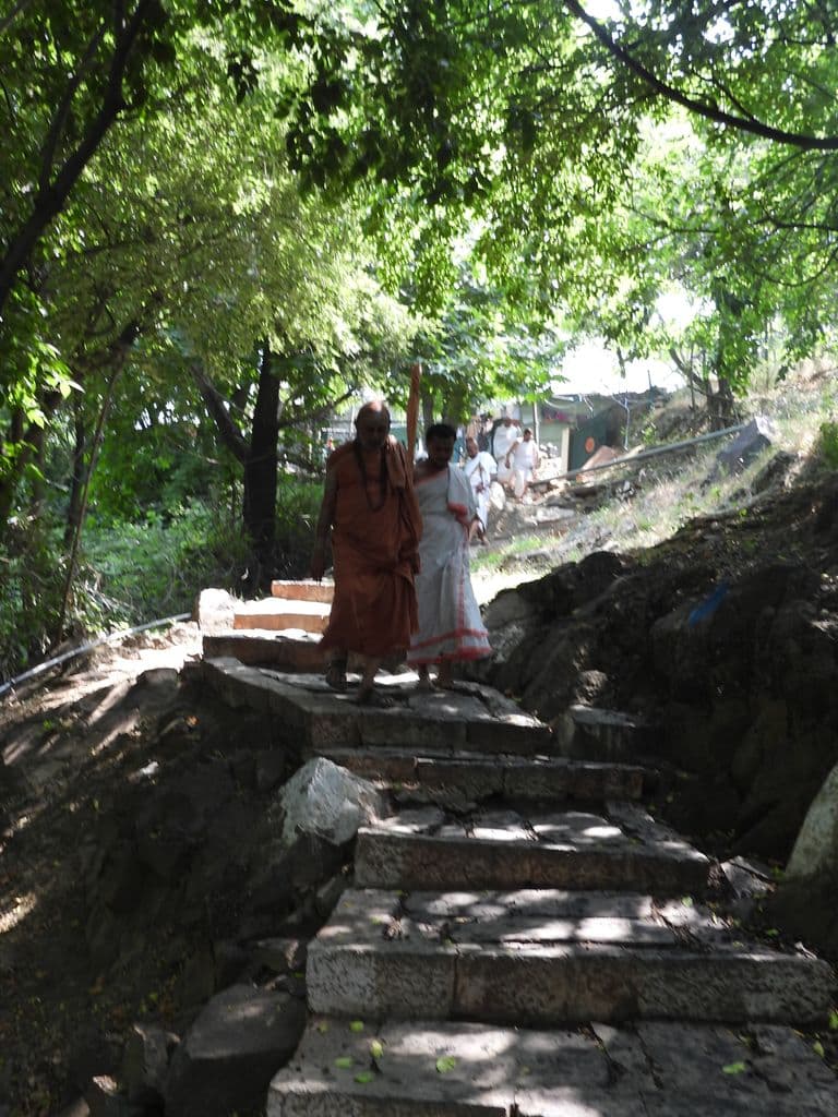 srinagar_sharika_devi_mandir_16.jpg