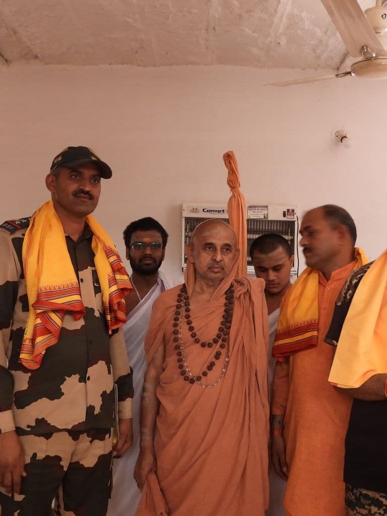 tanot_mata_mandir_30.jpg