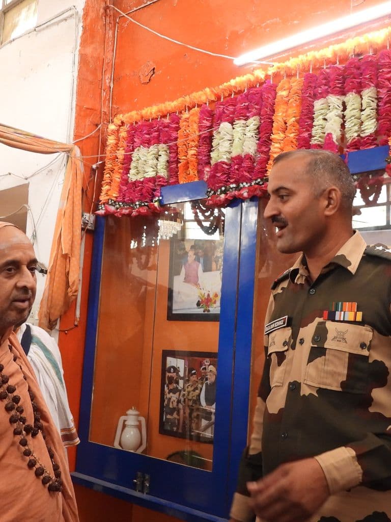 tanot_mata_mandir_4.jpg