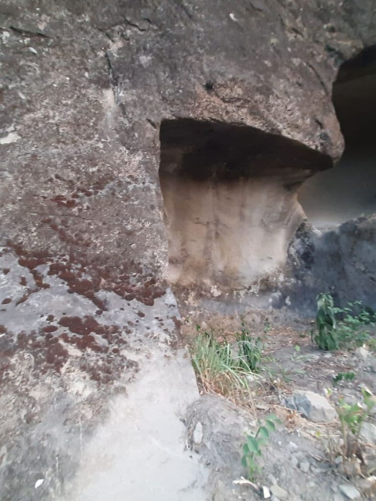 udhampur_pandava_caves_6.jpg