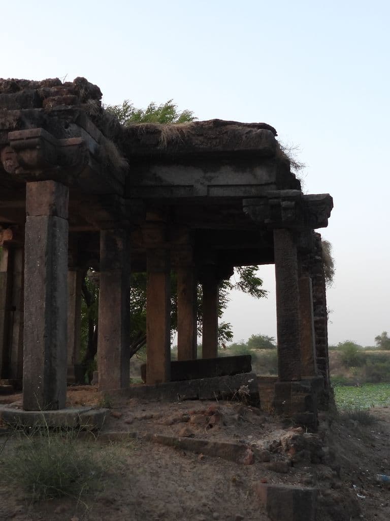 vadnagar_saptarshi_temple_aaro_3.jpg