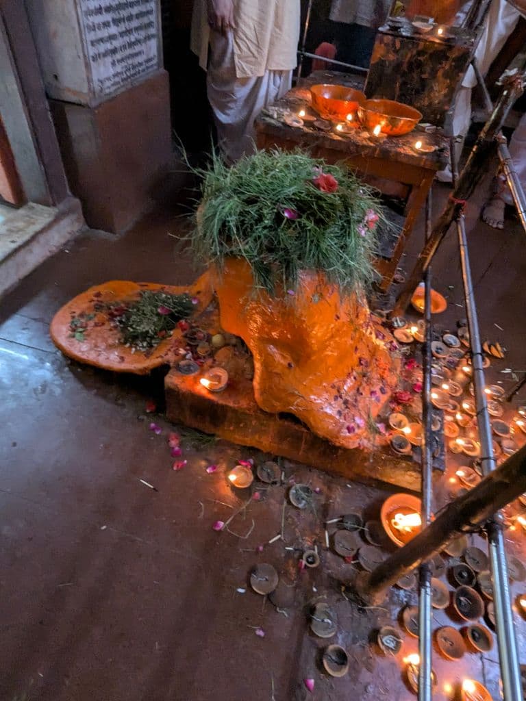 varanasi_chintamani_ganesh_mandir_7.jpg