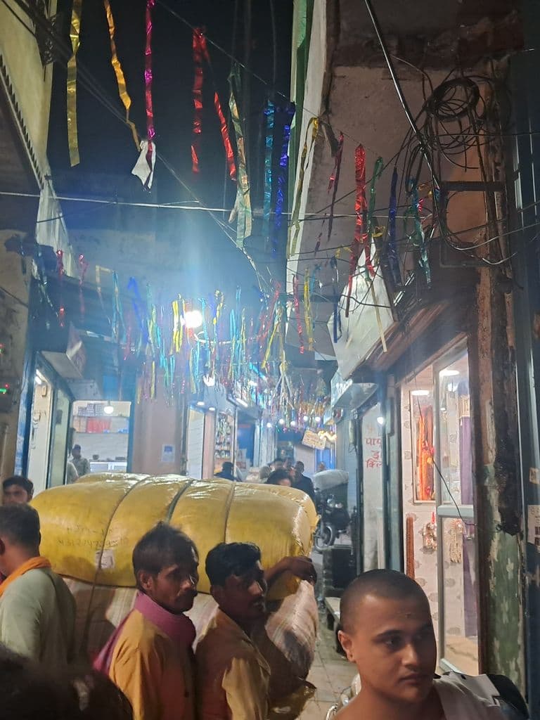 varanasi_maneesha_panchaka_manikarnika_ghat_4.jpg