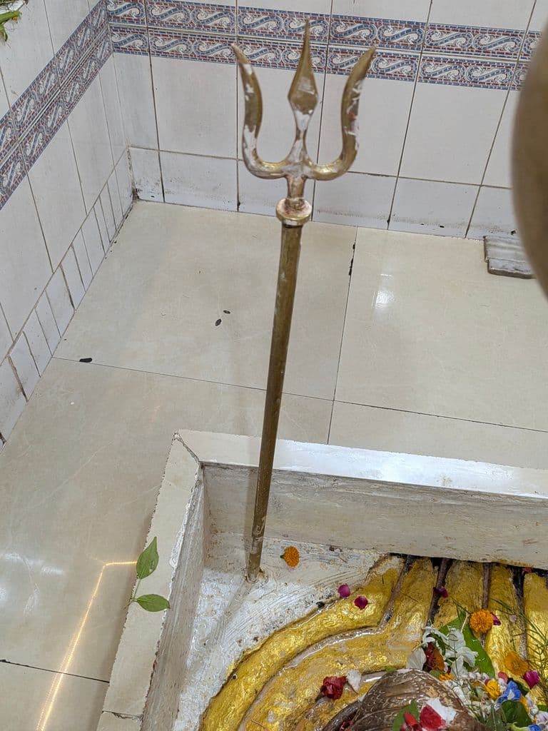 varanasi_sri_adya_jagadguru_shankaracharya_ashram_naria_15.jpg