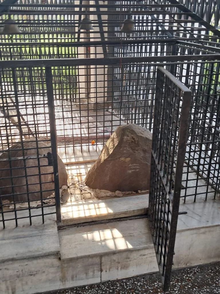 Pataleshwar Mahadev Mandir - Dyalgarh