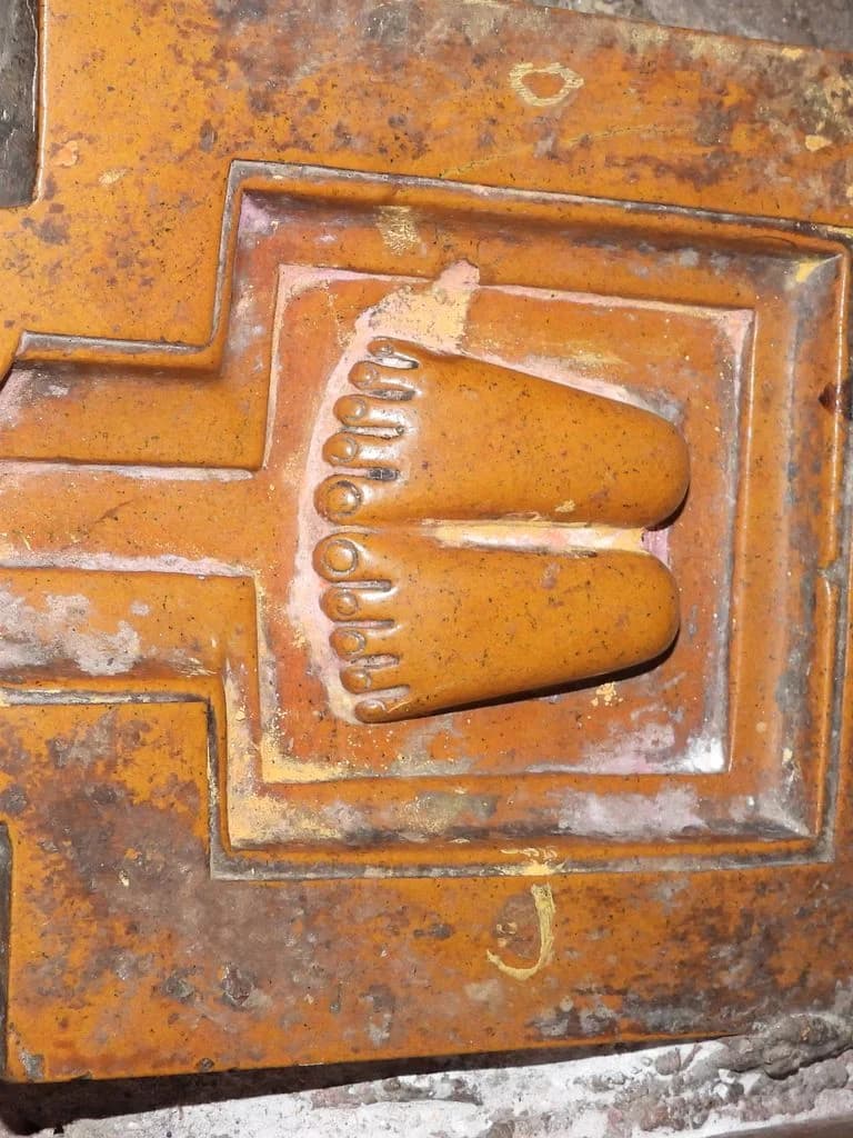 abu_achaleshwar_mahadev_mandir_9.jpg