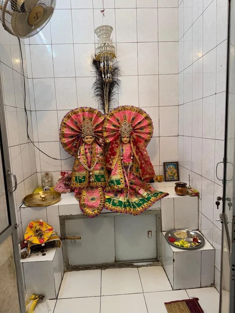 faridabad_prachin_lakshminarayan_mandir_2.jpg