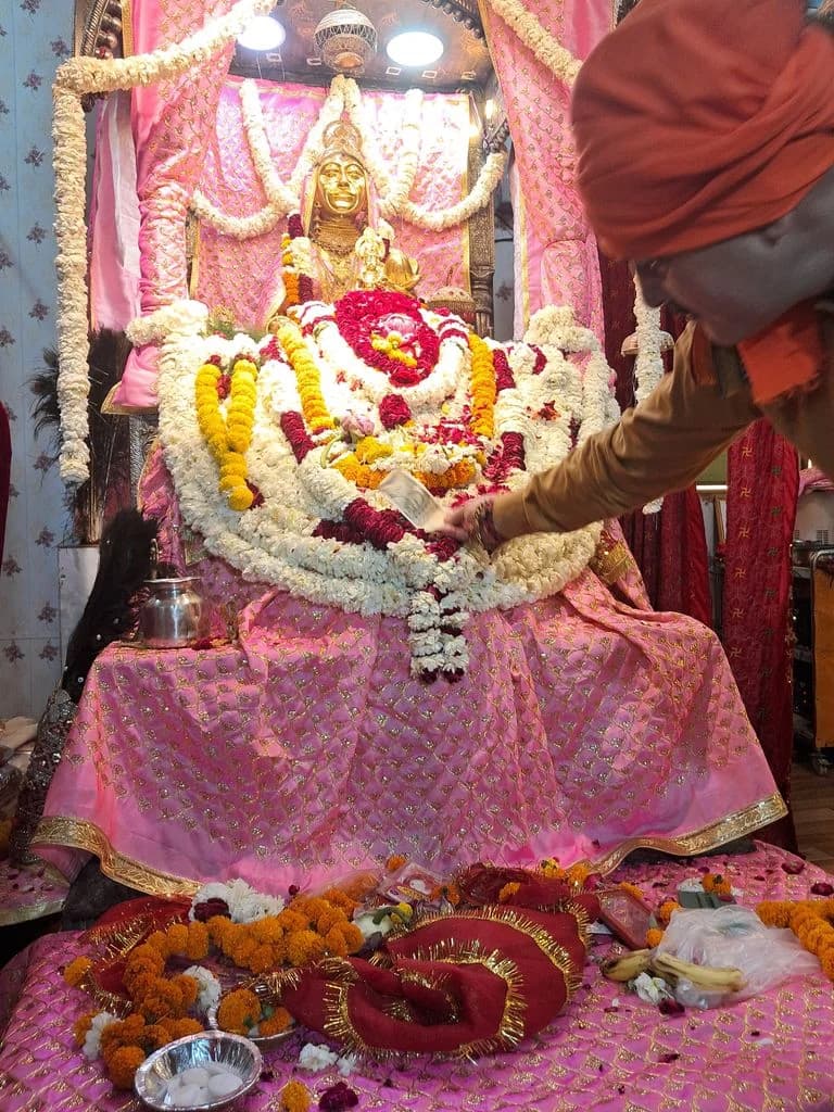 gurugram_sheetla_mata_mandir_2.jpg