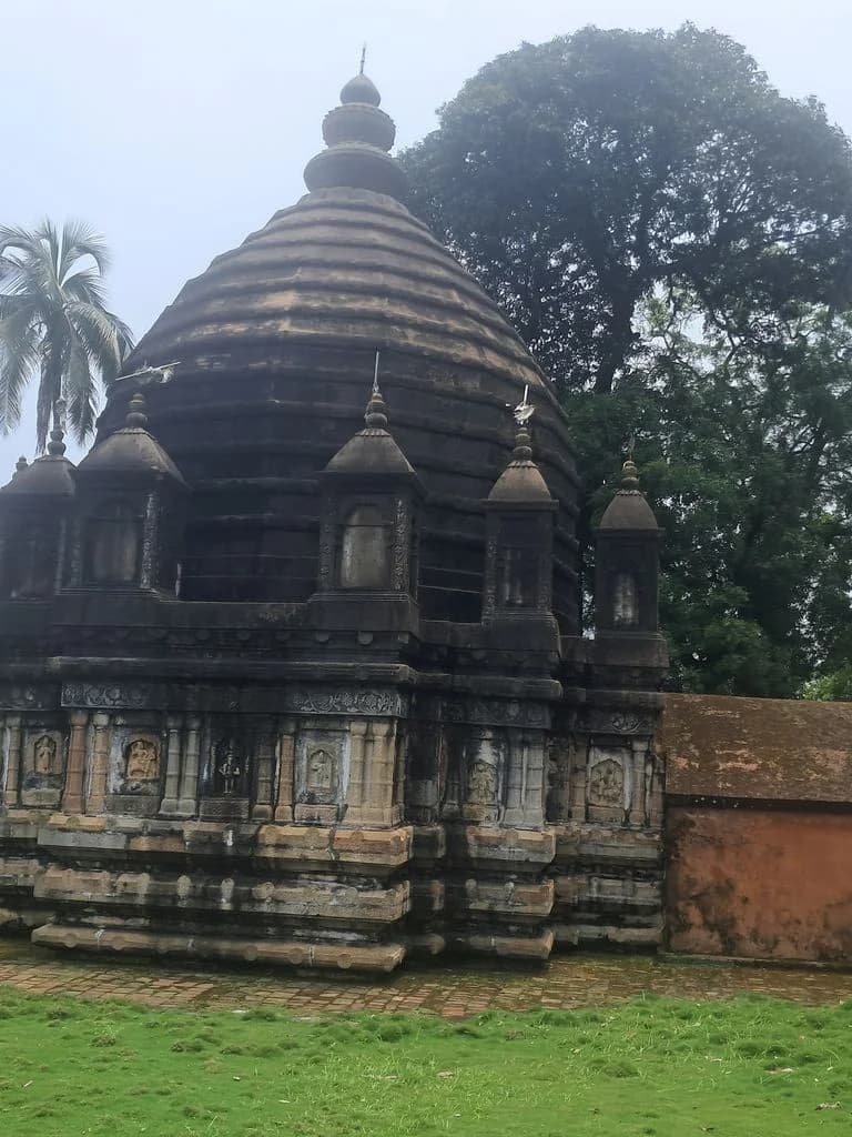 guwahati_ashwaklanta_mandir_4.jpg