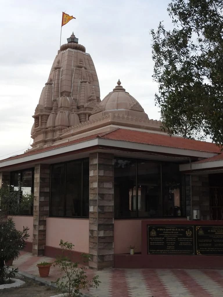 Shri Hanuman Mandir - Bhediya Bet