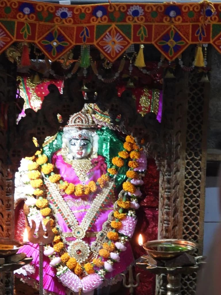 iodruva_hinglaj_mata_mandir_4.jpg