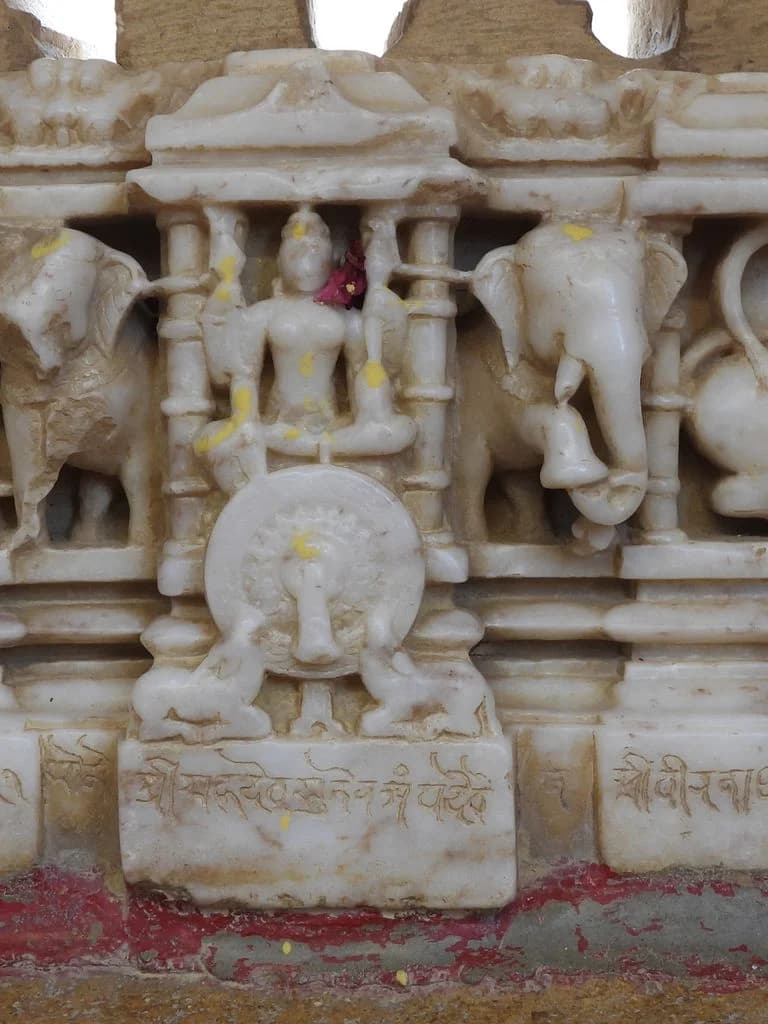 jaisalmer_sahasraphana_parshwanath_mandir_5.jpg