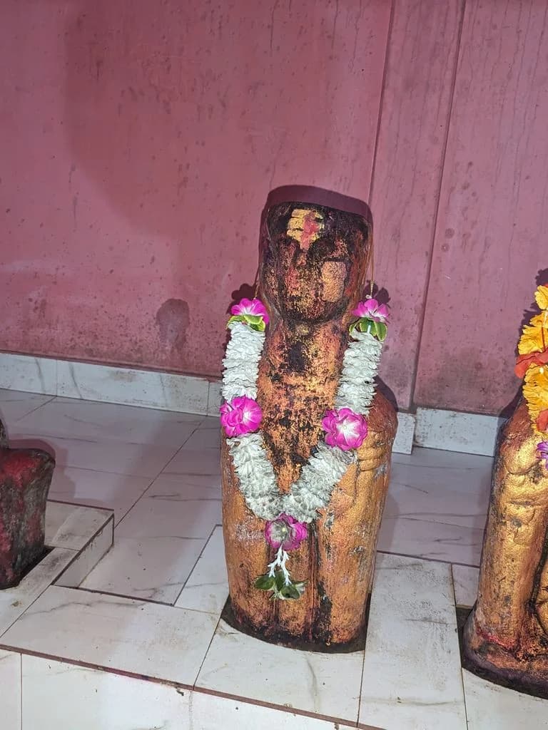robipur_bhuban_baba_mandir_26.jpg