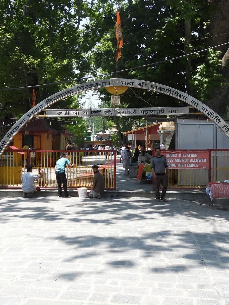 Kheer Bhavani Mandir - Srinagar